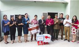 Bàn giao công trình cải tạo nhà cho nạn nhân nhiễm chất độc da cam 